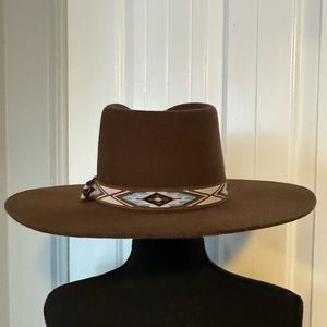 Women’s TWISTER Felt Western Hat